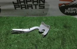 петли капота для Toyota Corolla E140/E150 Седан 2006-2013