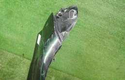 Крылья для Toyota Corolla 2014 года на фотографиях