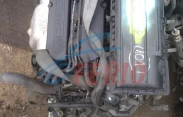 Двигатель без навесного для Kia Rio на фотографиях