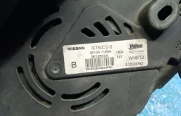 Генератор для Nissan Serena 2014 года на фотографиях