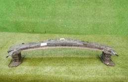 Бампер для Hyundai i40 2012 года на фотографиях