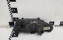 Противотуманка (ПТФ) передняя левая для Skoda Rapid 2023 года на фотографиях