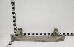 Усилитель бампера передний верхний для Audi Q7 2018 года на фотографиях