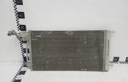 Радиатор кондиционера для Skoda Rapid 2017 года на фотографиях