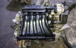 Двигатель для Nissan Serena 2006 года на фотографиях