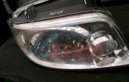 Фары для Hyundai Matrix 2002 года на фотографиях