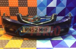 Бампер передний для Honda Accord 2003 года на фотографиях