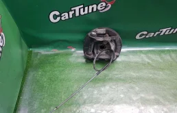 Кулак задний левый для BMW 5er 1998 года на фотографиях