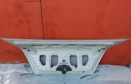 Крышка багажника для Nissan Almera Classic 2006 года на фотографиях