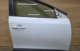дверь передняя правая для Renault Fluence L30 2009-2017