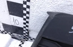 Решетка переднего бампера правая нижняя для Skoda Rapid 2020 года на фотографиях