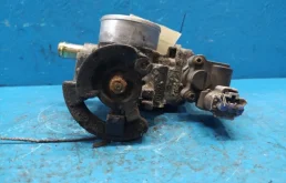 Дроссельная заслонка для Toyota Corolla на фотографиях