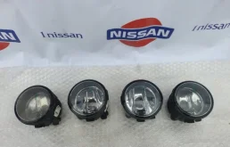 Противотуманка (ПТФ) передняя правая (261508992B) для Nissan Tiida SC11 Седан 2007-2014