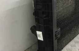 Вентилятор радиатора охлаждения ДВС для BMW 3er 2008 года на фотографиях