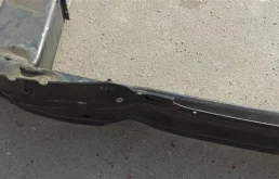 Усилитель бампера передний верхний для Opel Astra 2013 года на фотографиях