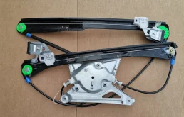 Стеклоподъемник передний правый для Audi A4 2004 года на фотографиях