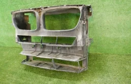 Панель радиатора (телевизор) для BMW X3 на фотографиях