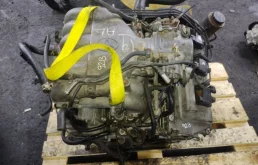 Двигатель для Toyota Land Cruiser 1997 года на фотографиях