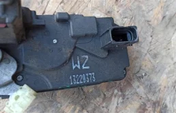 Молдинг двери задней левой для Opel Zafira на фотографиях