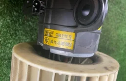 Мотор отопителя для BMW 5er на фотографиях