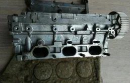 ГБЦ для Mitsubishi Pajero 2001 года на фотографиях