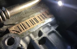 Двигатель без навесного для Volkswagen Polo 2003 года на фотографиях