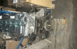 Двигатель без навесного для Hyundai Starex 2007 года на фотографиях