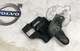 кронштейн переднего бампера, правый (DPL500060) для Land Rover Range Rover L322 2002-2012