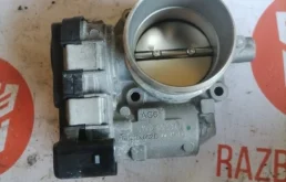 Заслонка дроссельная (03C133062D) для Volkswagen Golf VII (5G) 2012-2017