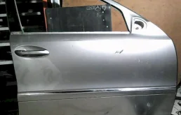 Дверь передняя правая для Mercedes-Benz E class на фотографиях