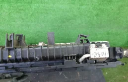 Радиатор охлаждения ДВС для Mercedes-Benz GL class 2015 года на фотографиях