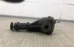 Редуктор заднего моста для Subaru Legacy 2002 года на фотографиях