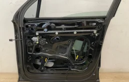 Двери для Audi Q7 2018 года на фотографиях