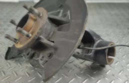 Кулак передний правый для Ford Kuga CBS rest 2016-2019