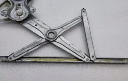 Стеклоподъемник передний правый для Toyota Corolla на фотографиях