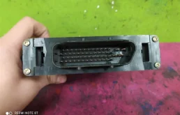 Блок управления АКПП для Audi Q7 2009 года на фотографиях