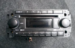Магнитола штатная с AUX для Dodge Caliber 2006-2012