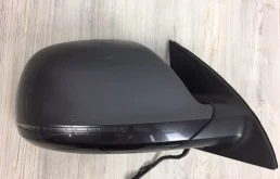 Зеркало боковое правое для Audi Q7 2008 года на фотографиях