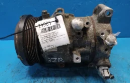 Компрессор кондиционера для Toyota RAV4 2005 года на фотографиях