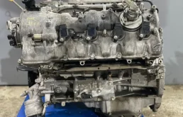 Двигатель для Lexus LS 2006 года на фотографиях