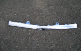 молдинг переднего бампера для Mercedes-Benz E class W212 2009-2015