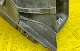 Воздуховод радиатора левый для BMW 3er 2001 года на фотографиях