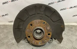 Кулак передний левый голый для Audi A3 8P 2003-2012