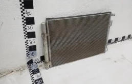 Радиатор кондиционера для Hyundai Solaris 2018 года на фотографиях