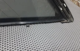 Форточка задняя левая для Audi Q7 на фотографиях