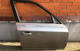 Дверь передняя правая для BMW X3 2008 года на фотографиях