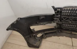 Бампер передний для Audi Q7 2010 года на фотографиях