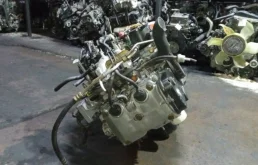 Двигатель для Subaru Legacy 2005 года на фотографиях