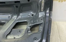 Двери для Hyundai i40 на фотографиях