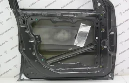 Дверь передняя левая для Jeep Grand Cherokee 2011 года на фотографиях